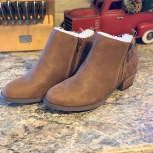 Carlos Santana ankle boots